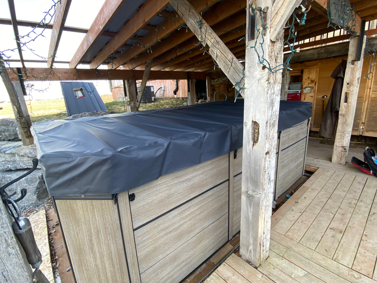 Couvert de spa et spa de nage enroulant SmarterCover