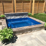 Trent (avec débordement) - Spa 8'11'' x 8'11'' en fibre de verre Azoria